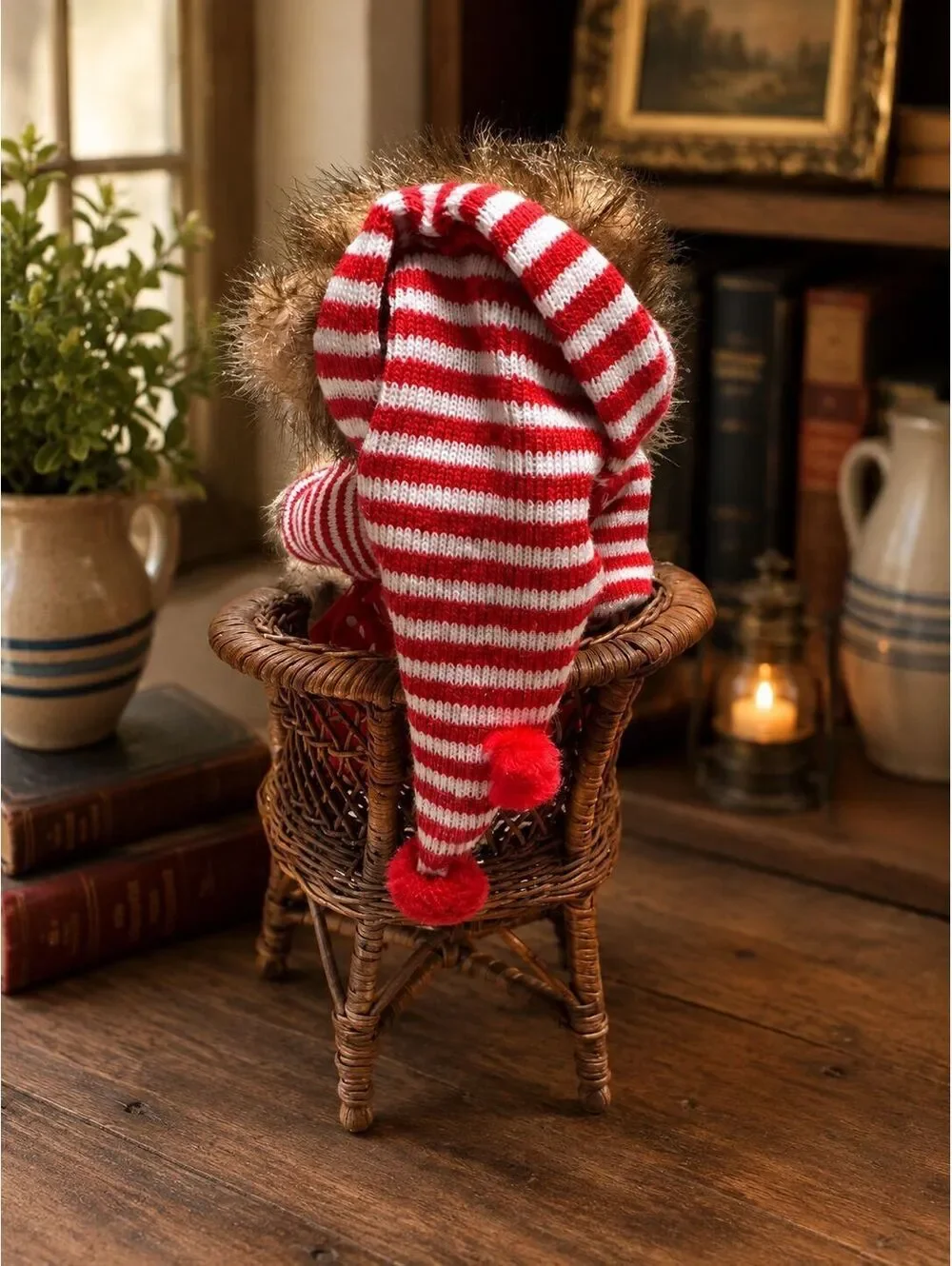 #6tb - Christmas Heartland collectible bear in a mini wicker chair